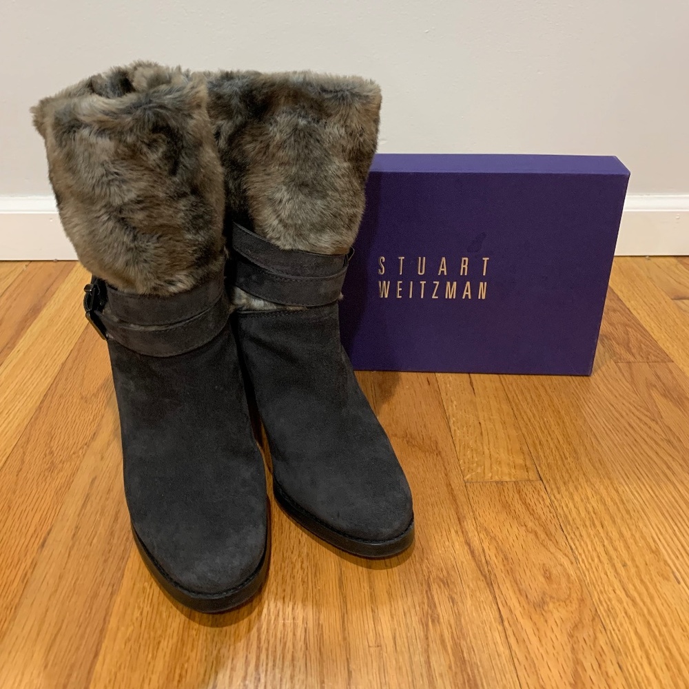 Stuart Weitzman Furstup Slate Grey suede Booties 9 Faux fur pull in buckle Heel